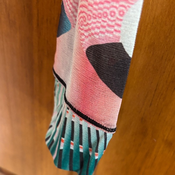 SKIMS Colorful Abstract Long Sleeve Bodysuit - Picture 7 of 13